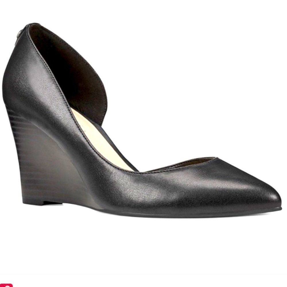 Wedge Pumps